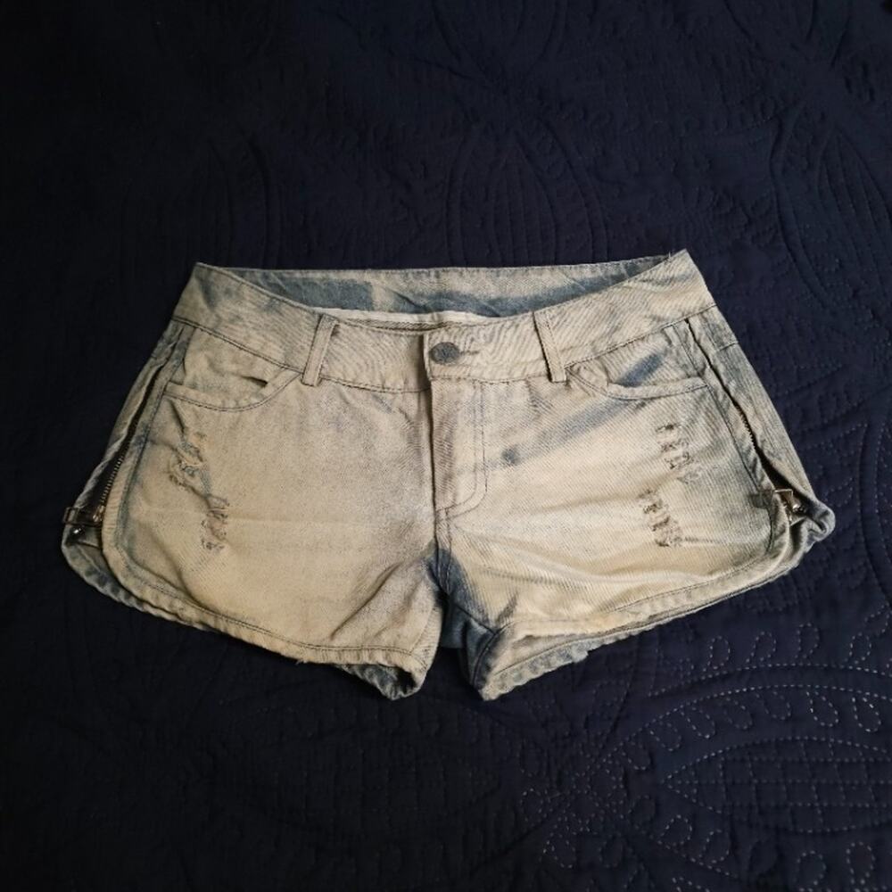 Light Wash Acid Bleach Zip Pocket Distressed Jorts Good Condition
